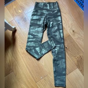 Aerie Offline Camo Leggings
